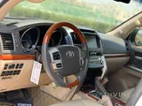 Toyota Land Cruiser VX-R 2013